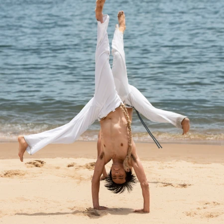 Capoeira para crianças no Clube Paulista